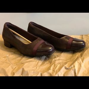 Clarks women’s Juliet Monte Flats